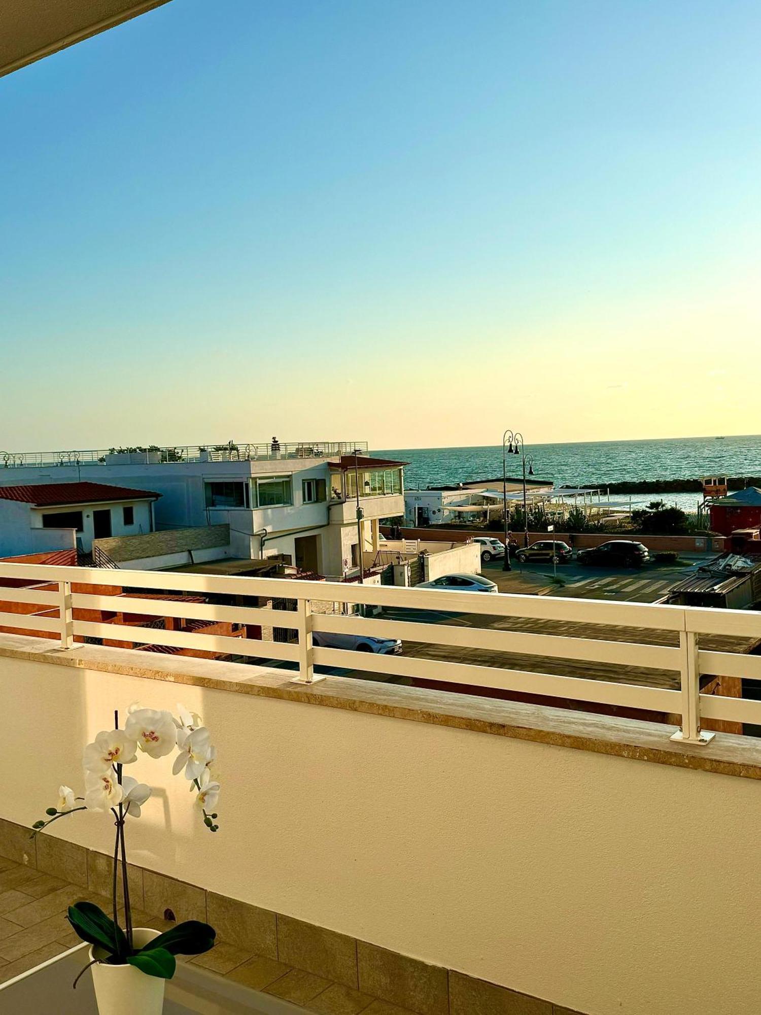 Suites Dreams Fiumicino Mare Kültér fotó